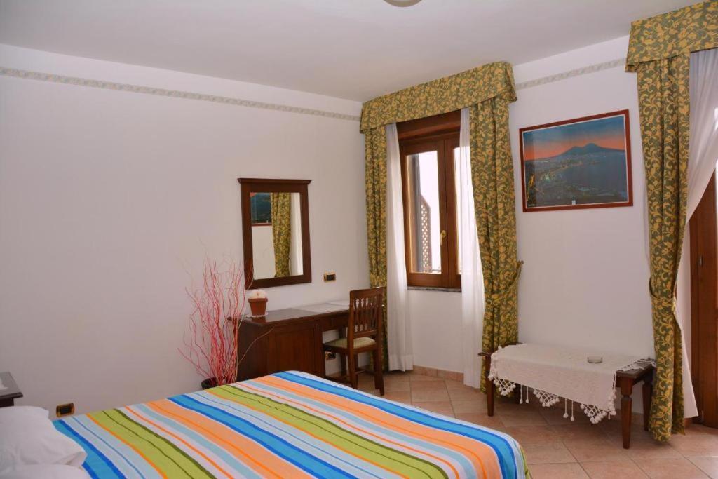 Agriturismo Sul Sentiero Pianillo Luaran gambar
