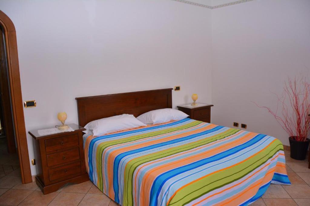 Agriturismo Sul Sentiero Pianillo Luaran gambar